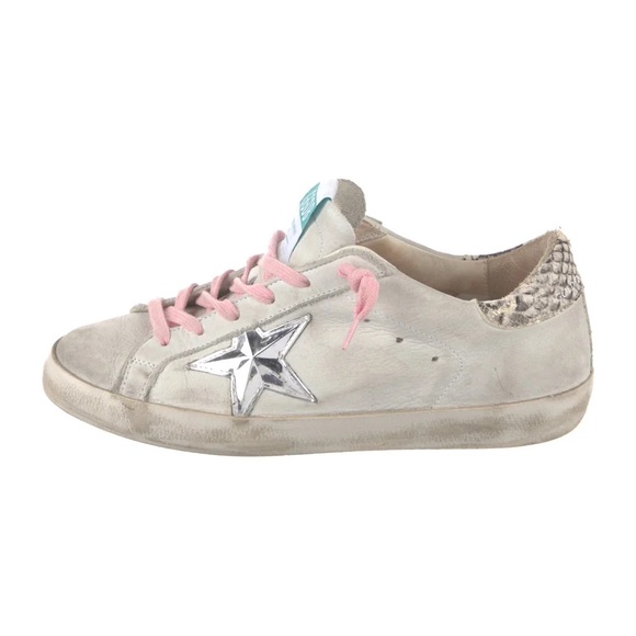 ❤️Golden Goose Superstar Sneakers❤️ - Picture 1 of 5